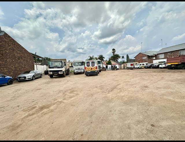 M² BUSINESS CENTRE FOR SALE IN ANNADALE